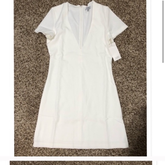 Tobi Dresses & Skirts - Never worn white Tobi dress